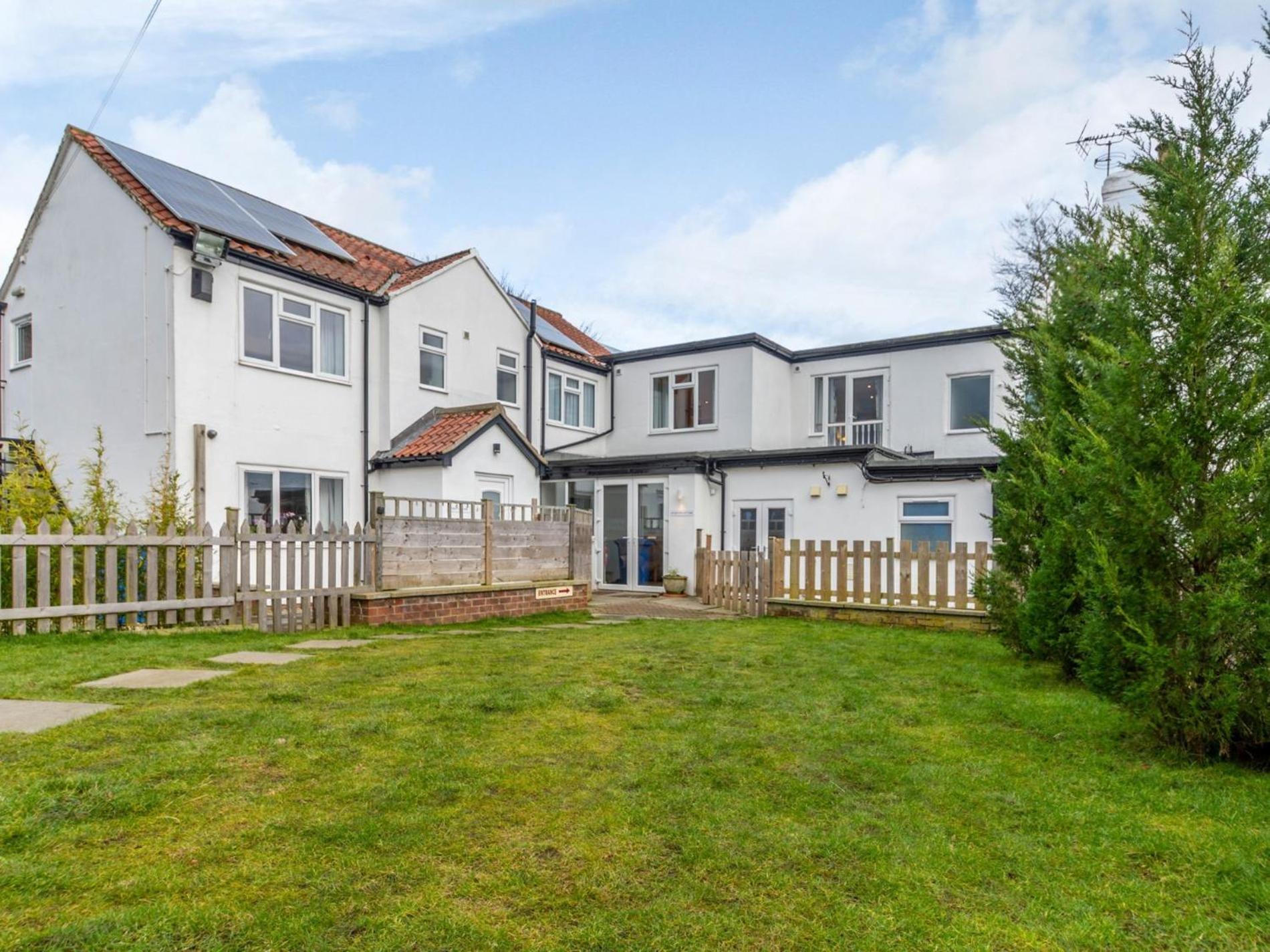 4 Bed In Langtoft 81235 Villa Weaverthorpe ภายนอก รูปภาพ