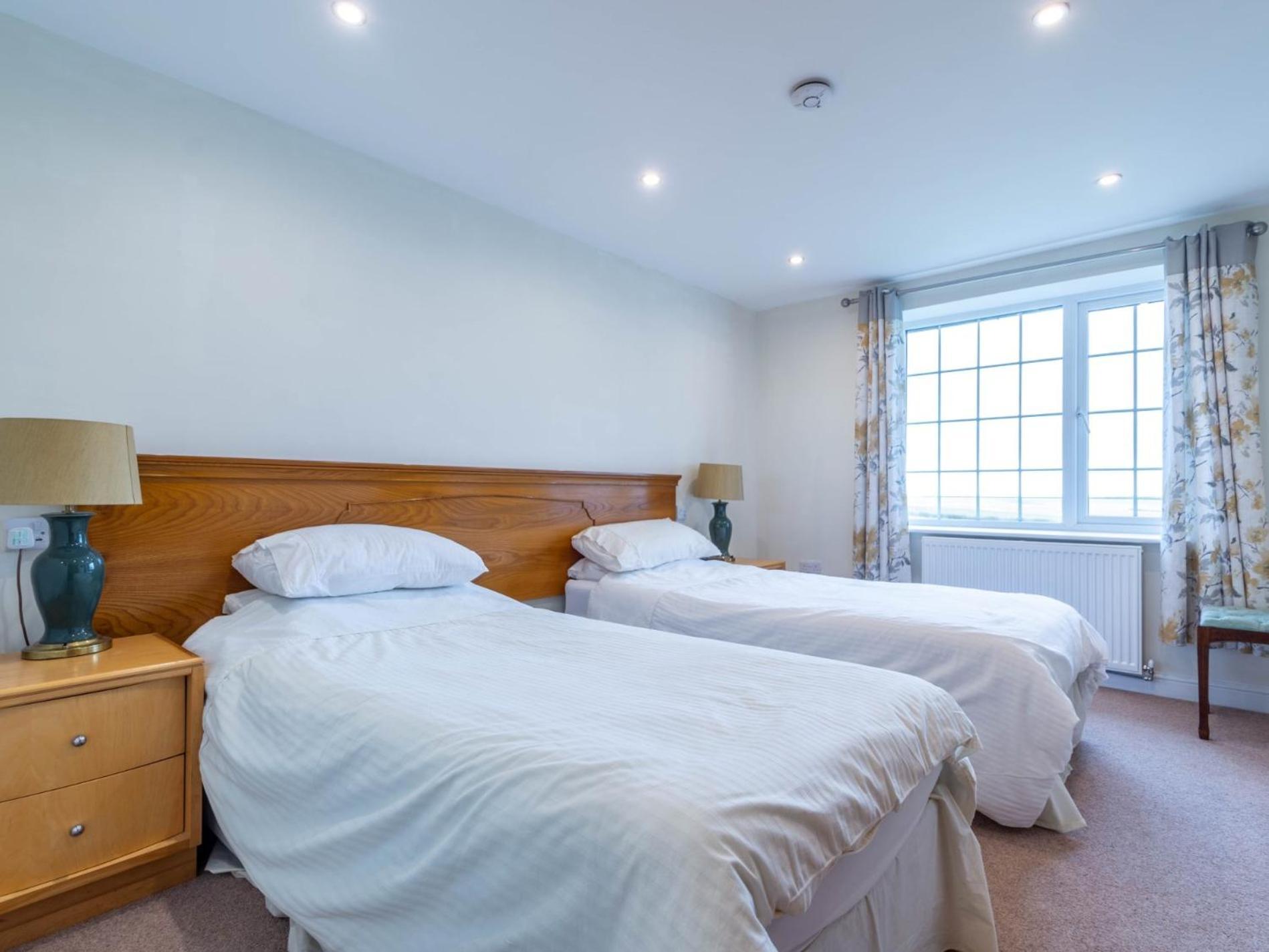 4 Bed In Langtoft 81235 Villa Weaverthorpe ภายนอก รูปภาพ
